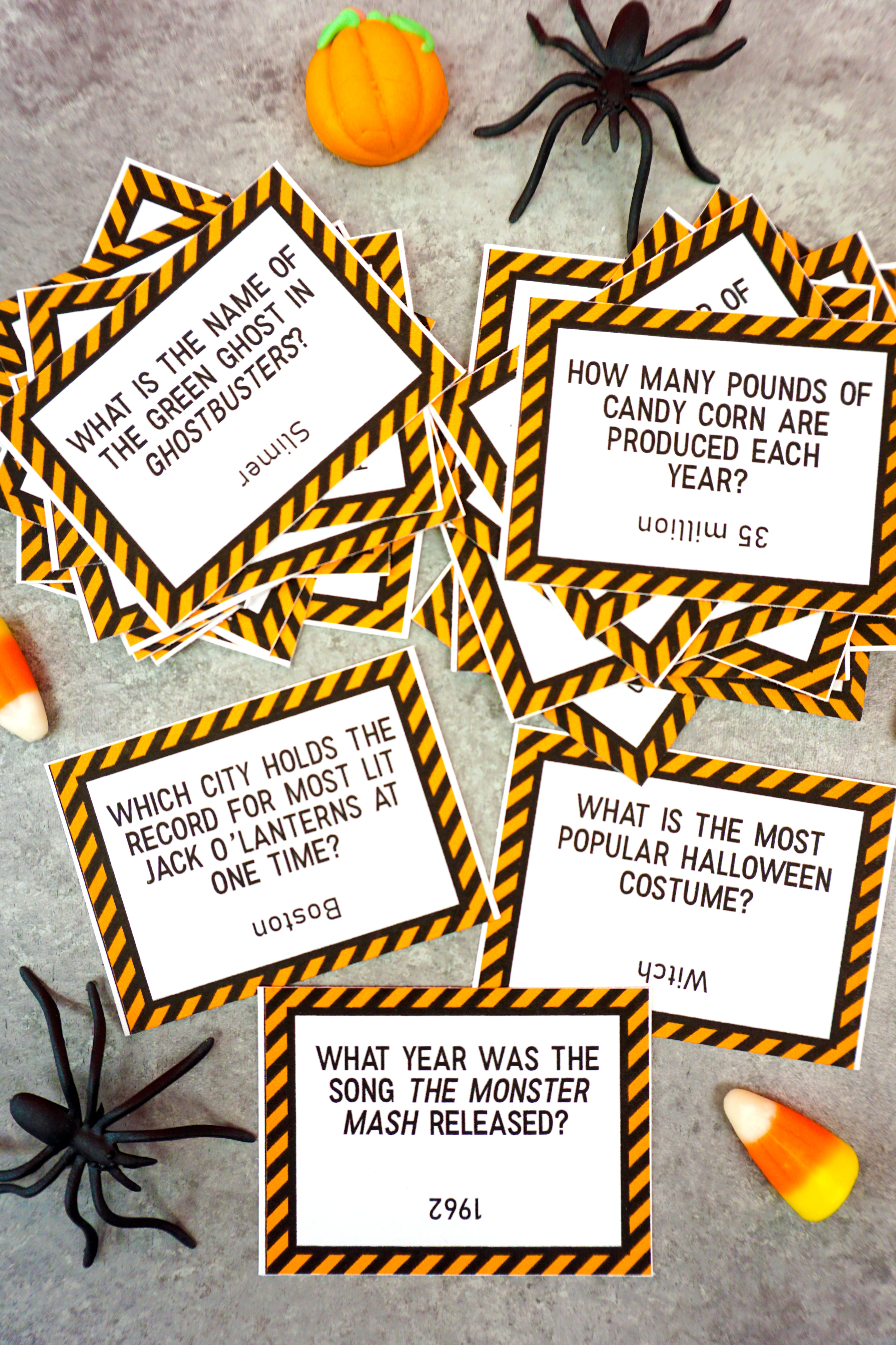 cute out halloween trivia cards 