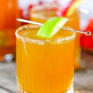 apple cider mimosa drinks