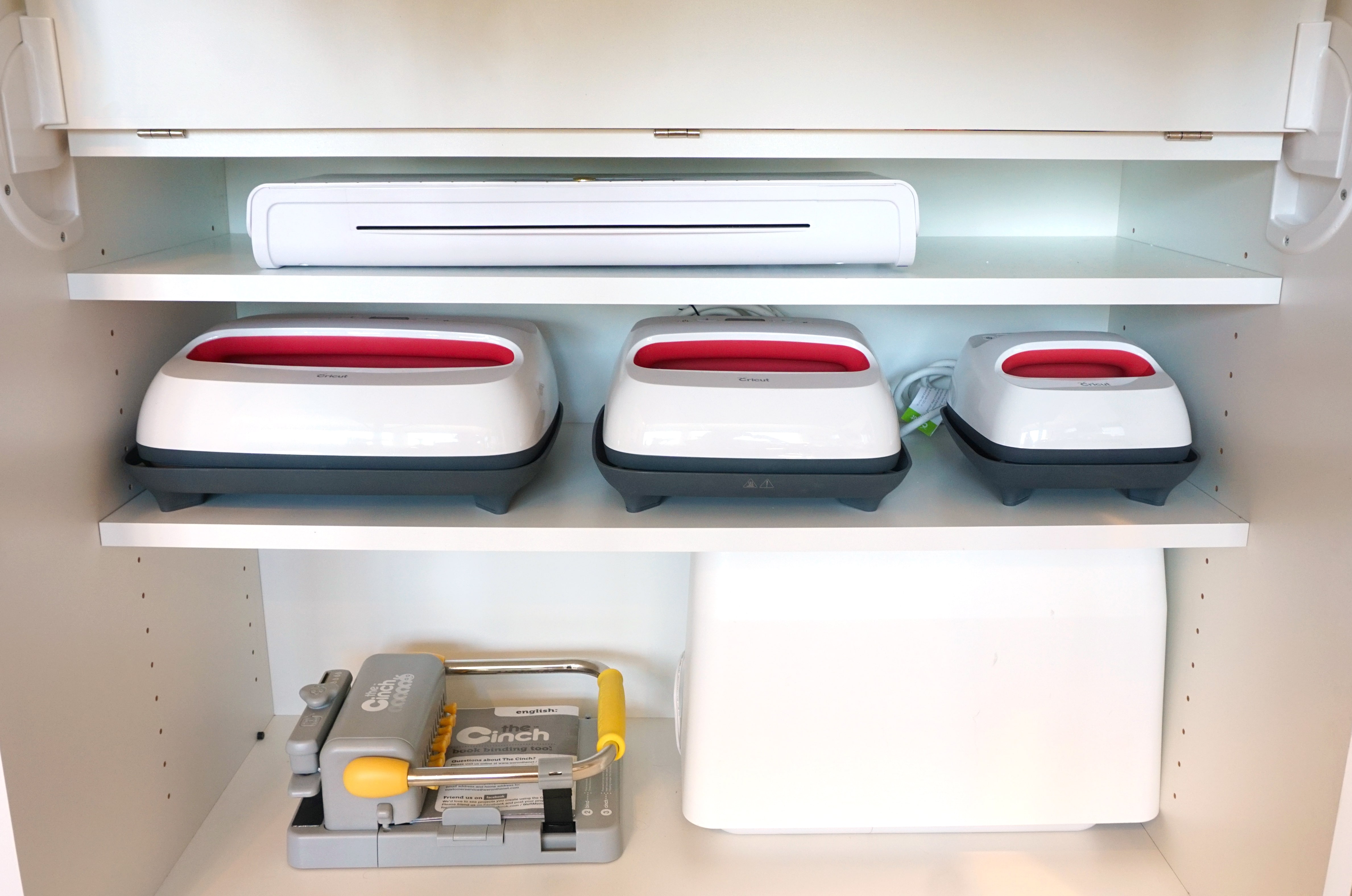 cricut easy presses on dreambox shelves