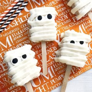 mummy halloween rice krispies treat