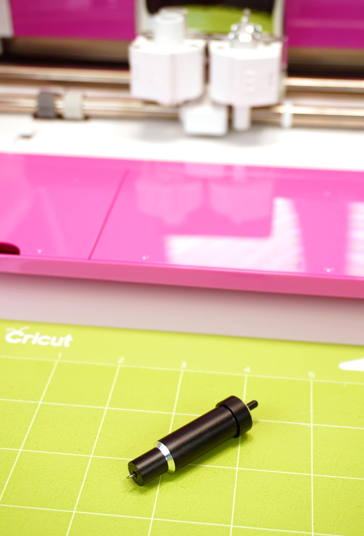 cricut tool and cutting mat