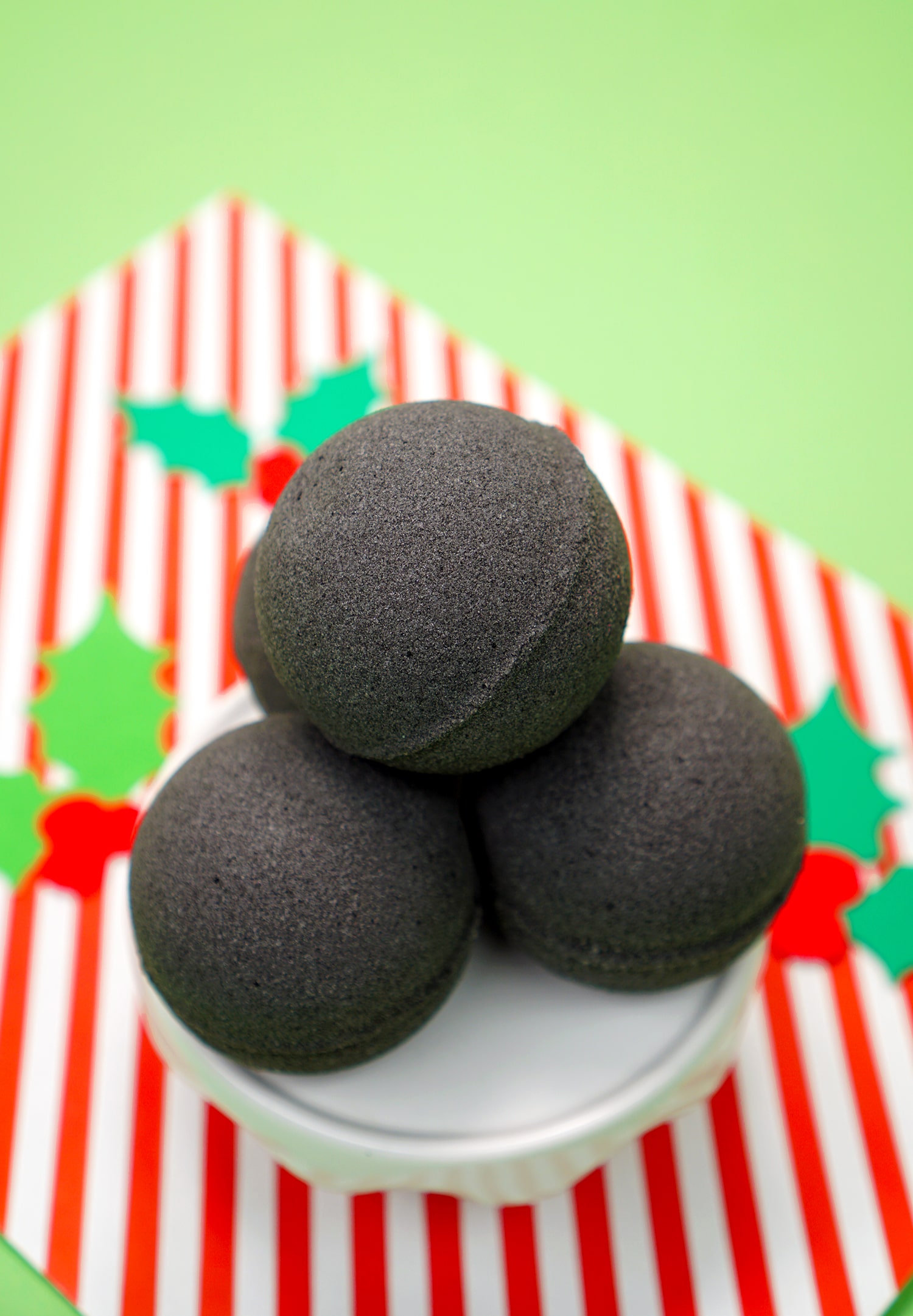 lump of coal diy bath bombs