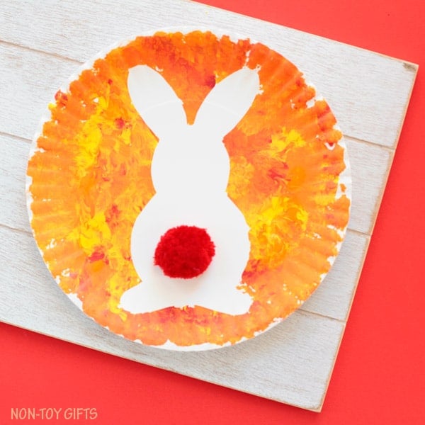 bunny tail painted paper plate craft for kids 