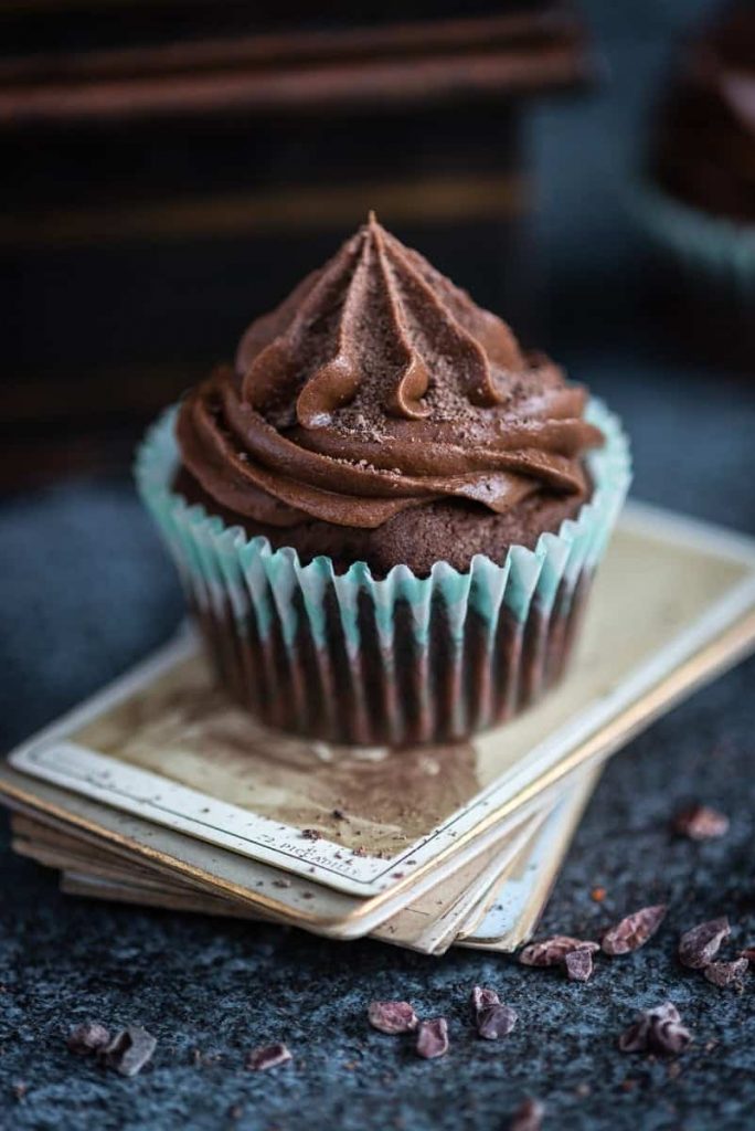 chocolate cupcakes with chocolate irish cream frosting