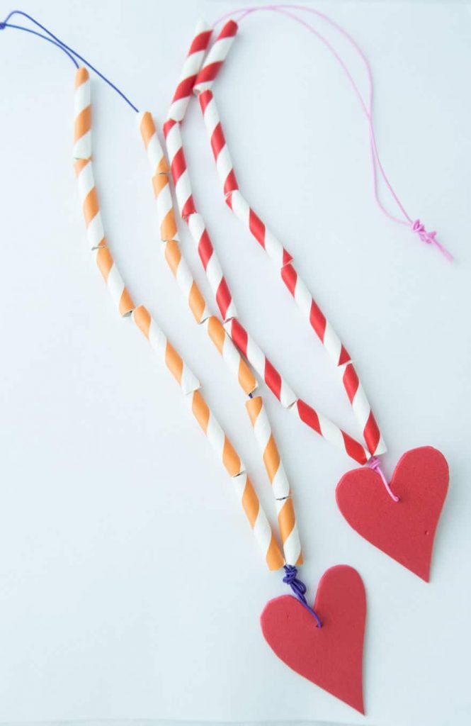 paper heart necklaces valentines day kids crafts