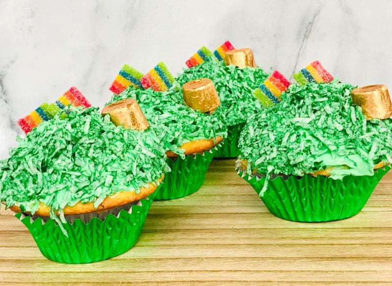 st patricks day cupcakes with shredded coconut 