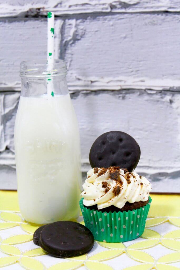 thin mint cup cakes with glass of milk