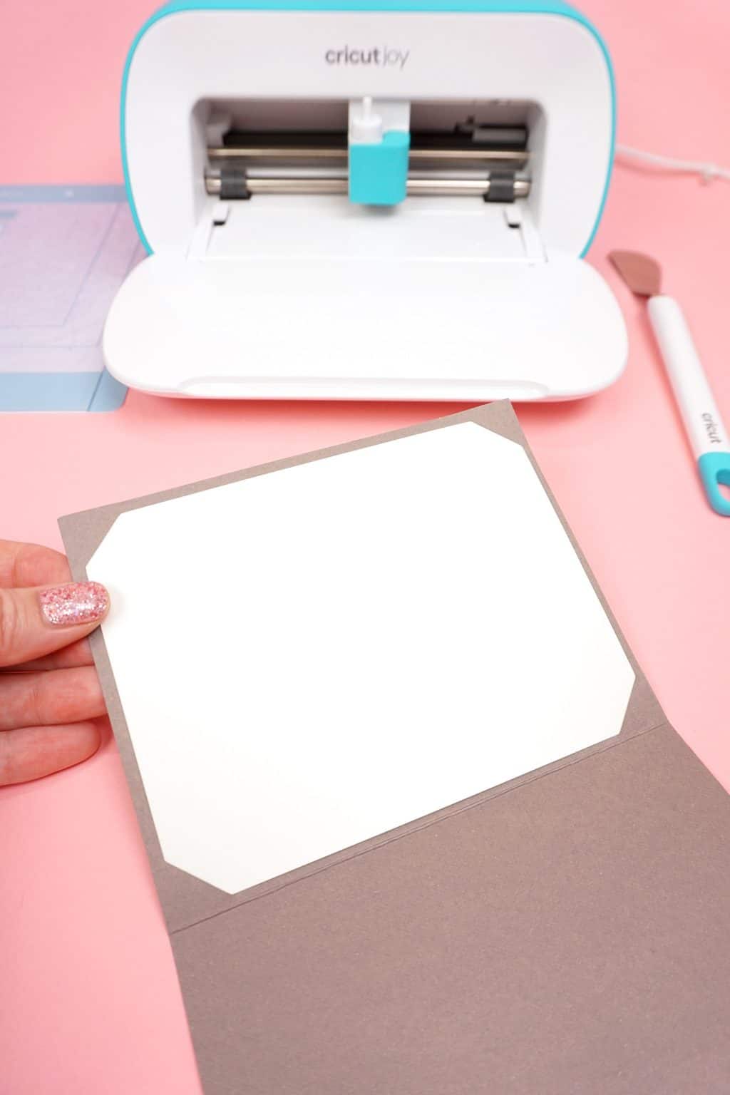 How to Use the Cricut Joy Card Mat & Insert Cards Happiness is Homemade