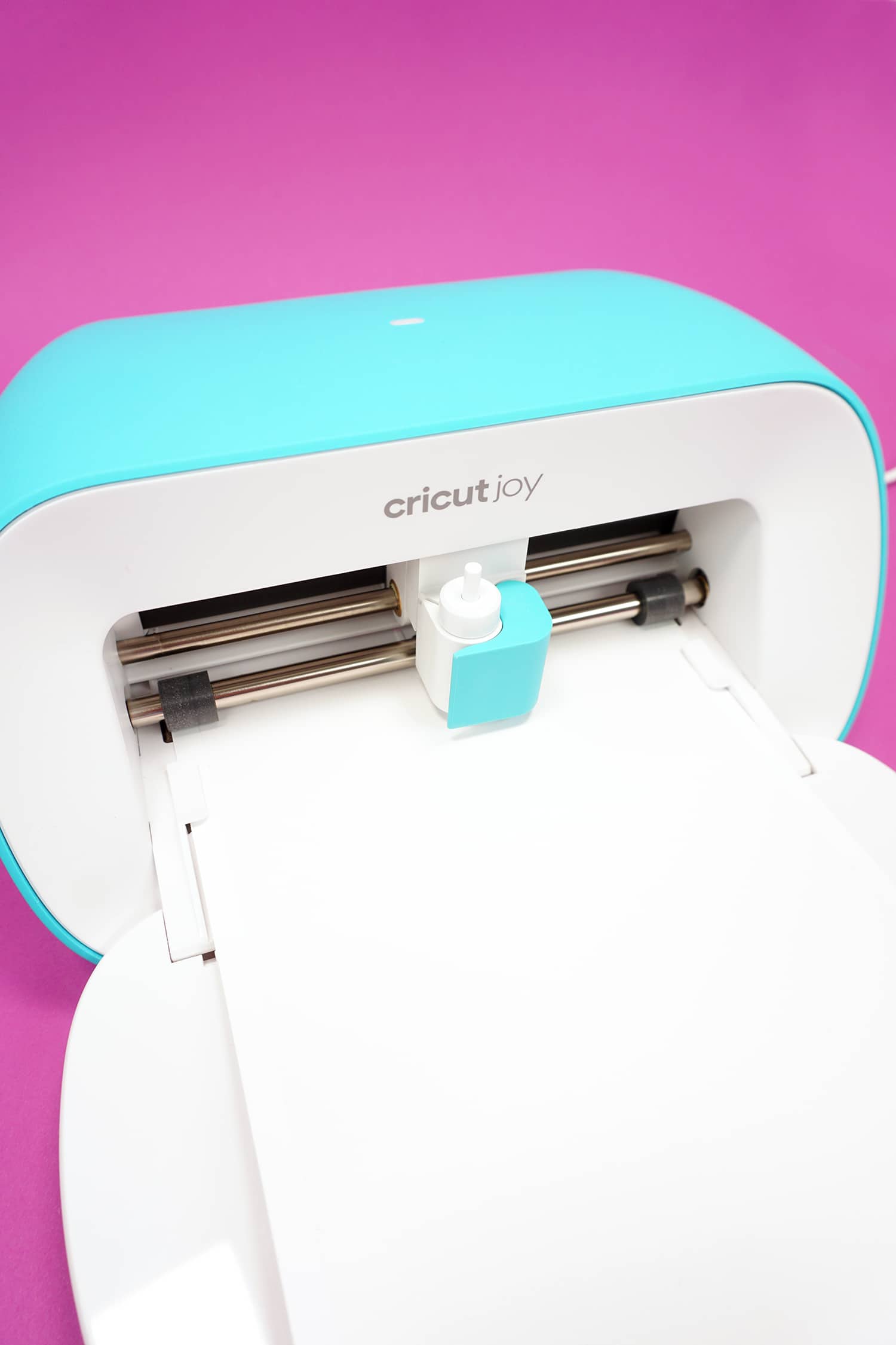 Can You Use Smart Vinyl On Cricut Maker? – Ahijoy