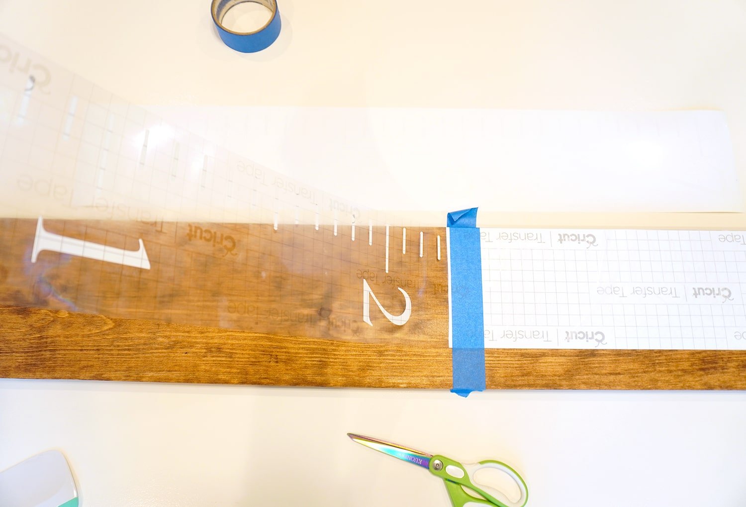 DIY Growth Chart Ruler with Cricut Joy - Daily Dose of DIY