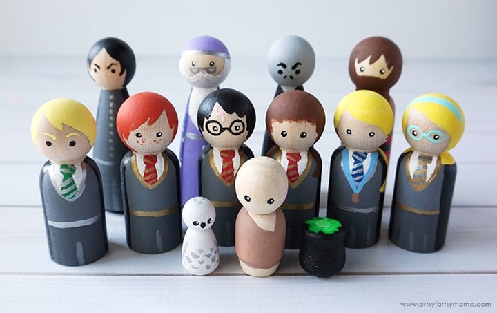 Mini peg doll decorated as Harry Potter characters