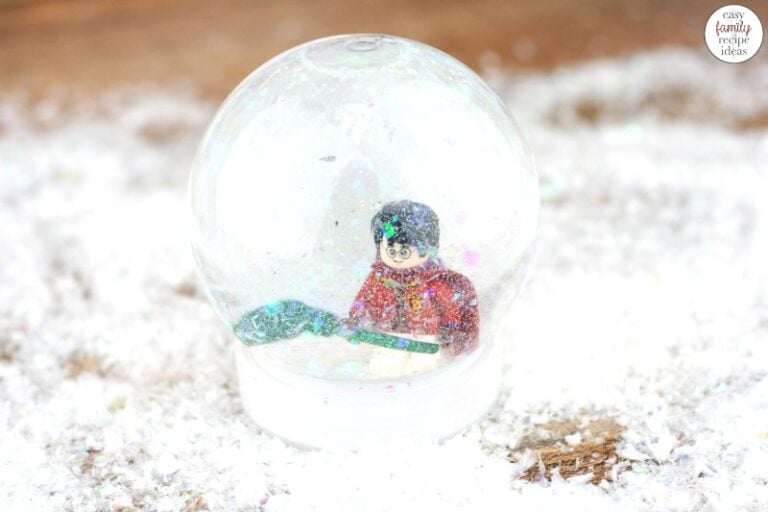 Harry potter Lego in a snow globe 