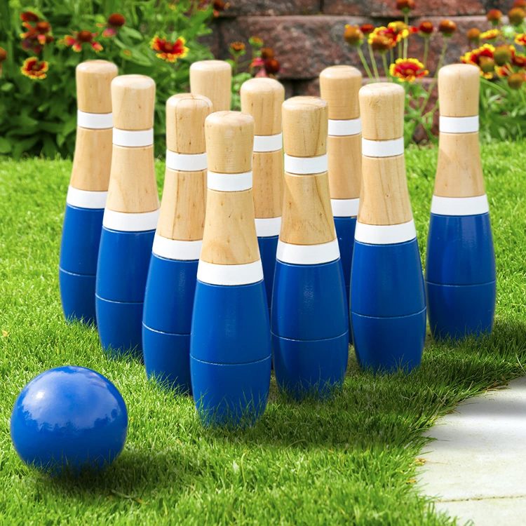 lawn bowling set in backyard