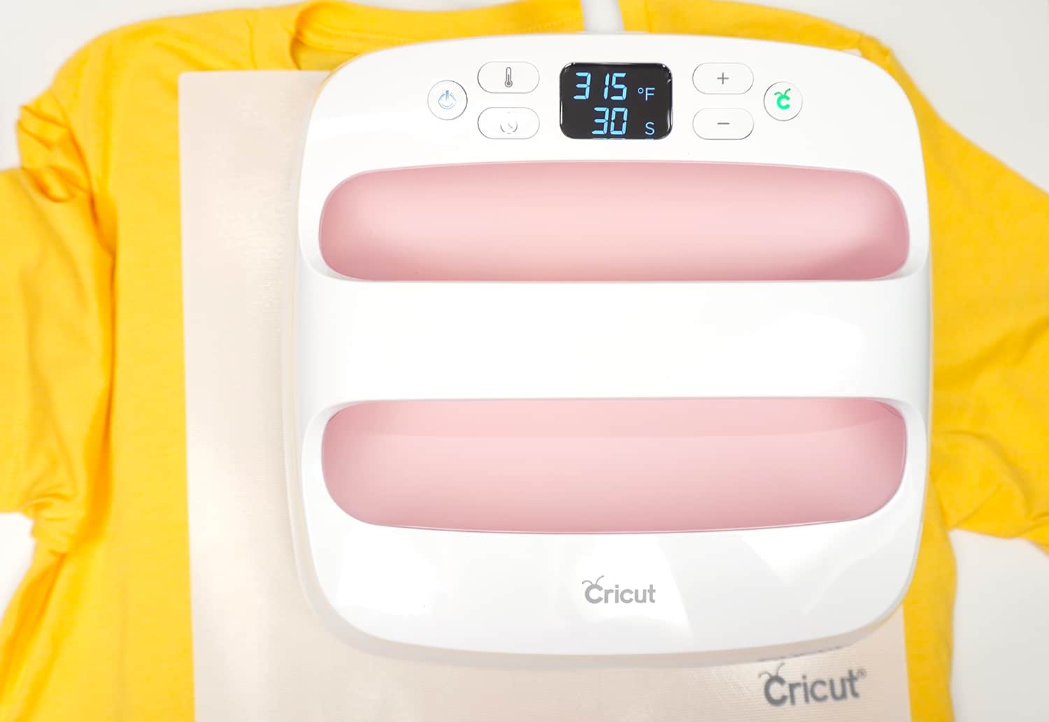 cricut easy press with digital heat settings