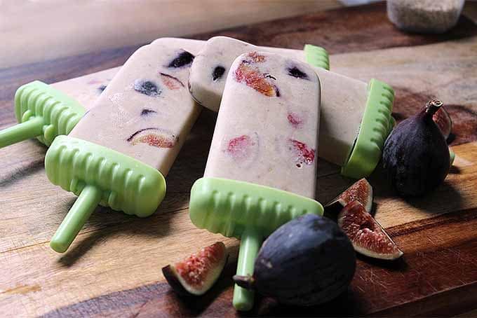 tahini fig banana popsicles with sliced figs