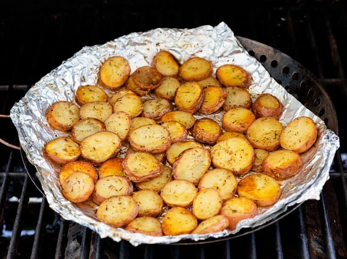 grilled rosemary potatoes in foil