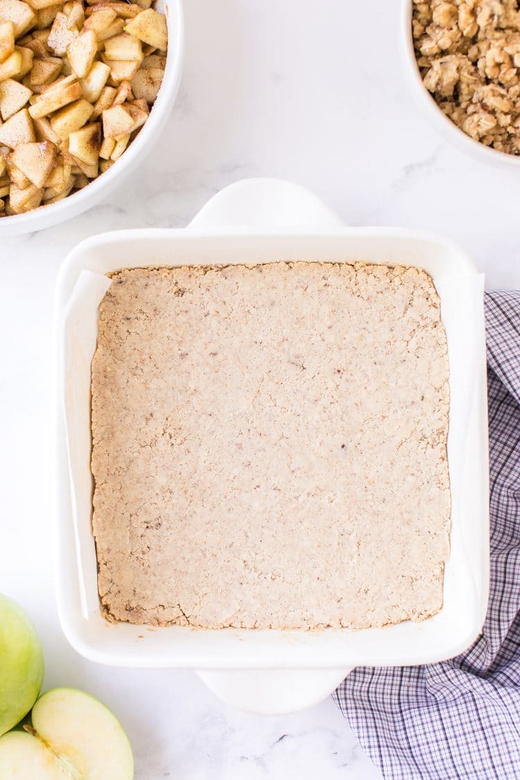 Apple Pie Bar Crust Mix in White Baking Pan