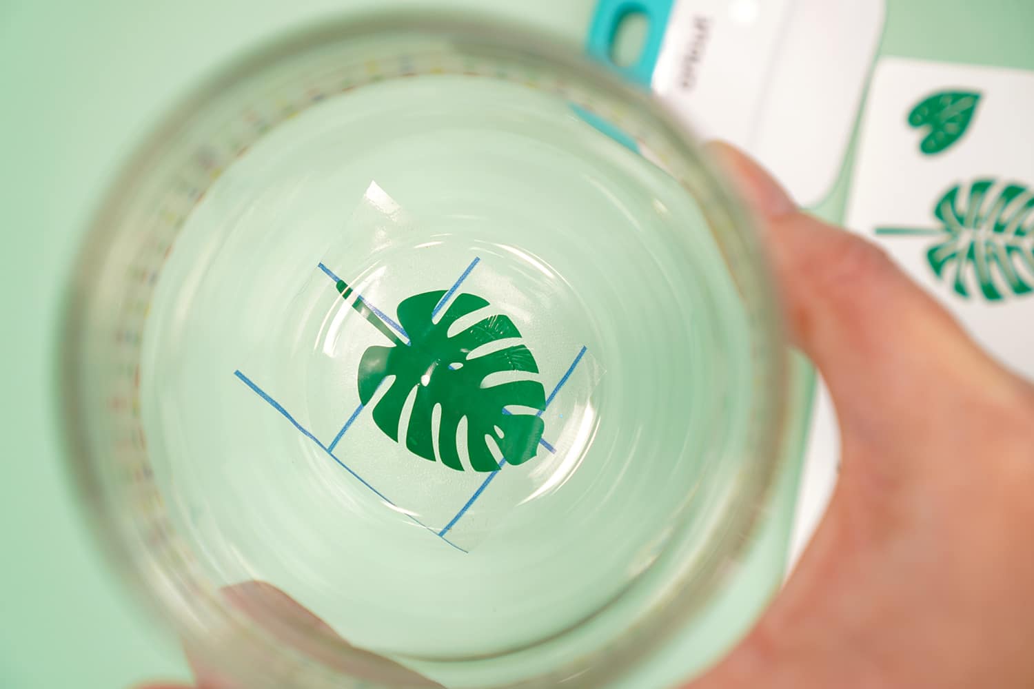 Placing a leaf decal in the center of a stemless wine glass