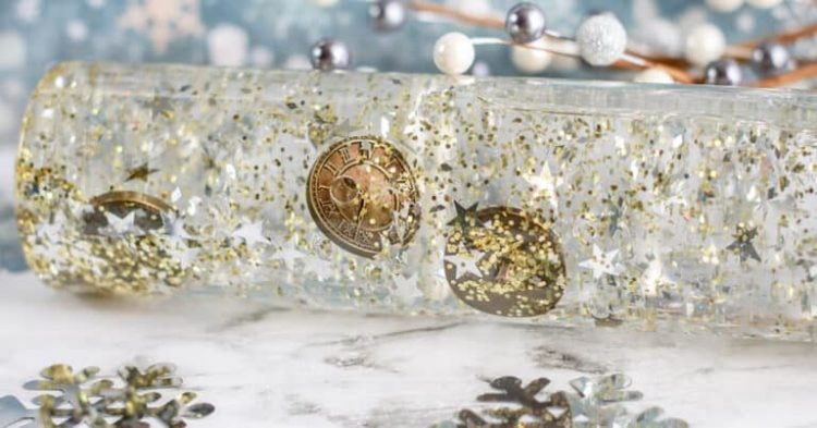 new year sensory bottle with glitter