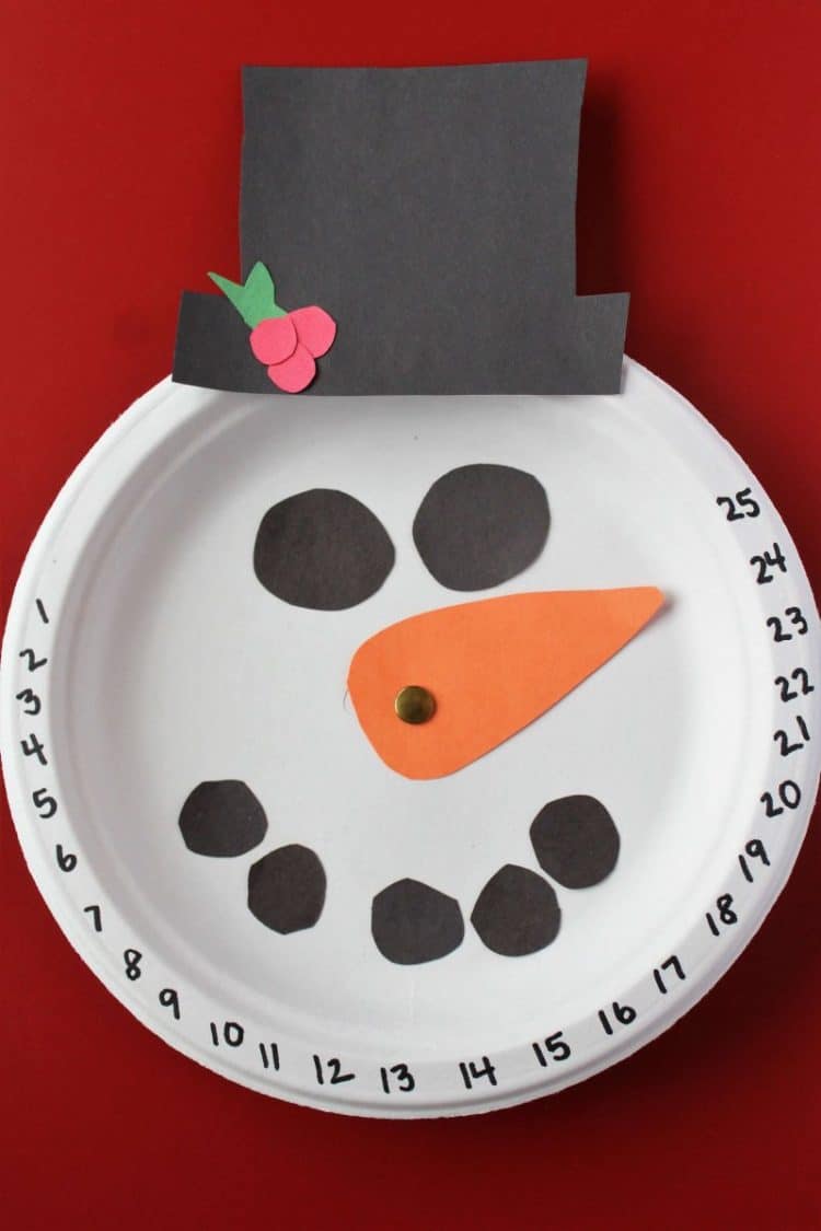 snowman made from paper plate as a Christmas countdown calendar