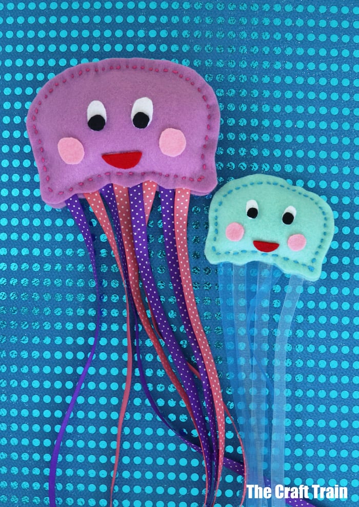 hand sewn diy jellyfish craft 