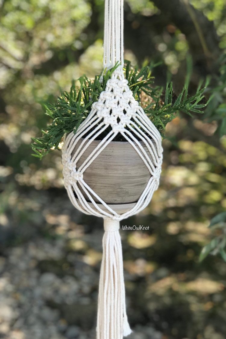 hanging plant macrame patterns for beginners