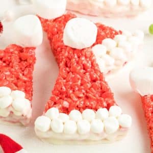 santa hat rice krispie desserts