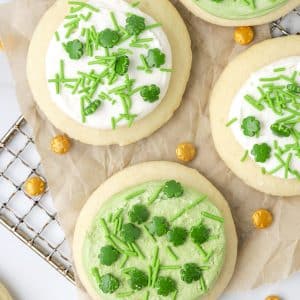 4 Lofthouse sugar cookies