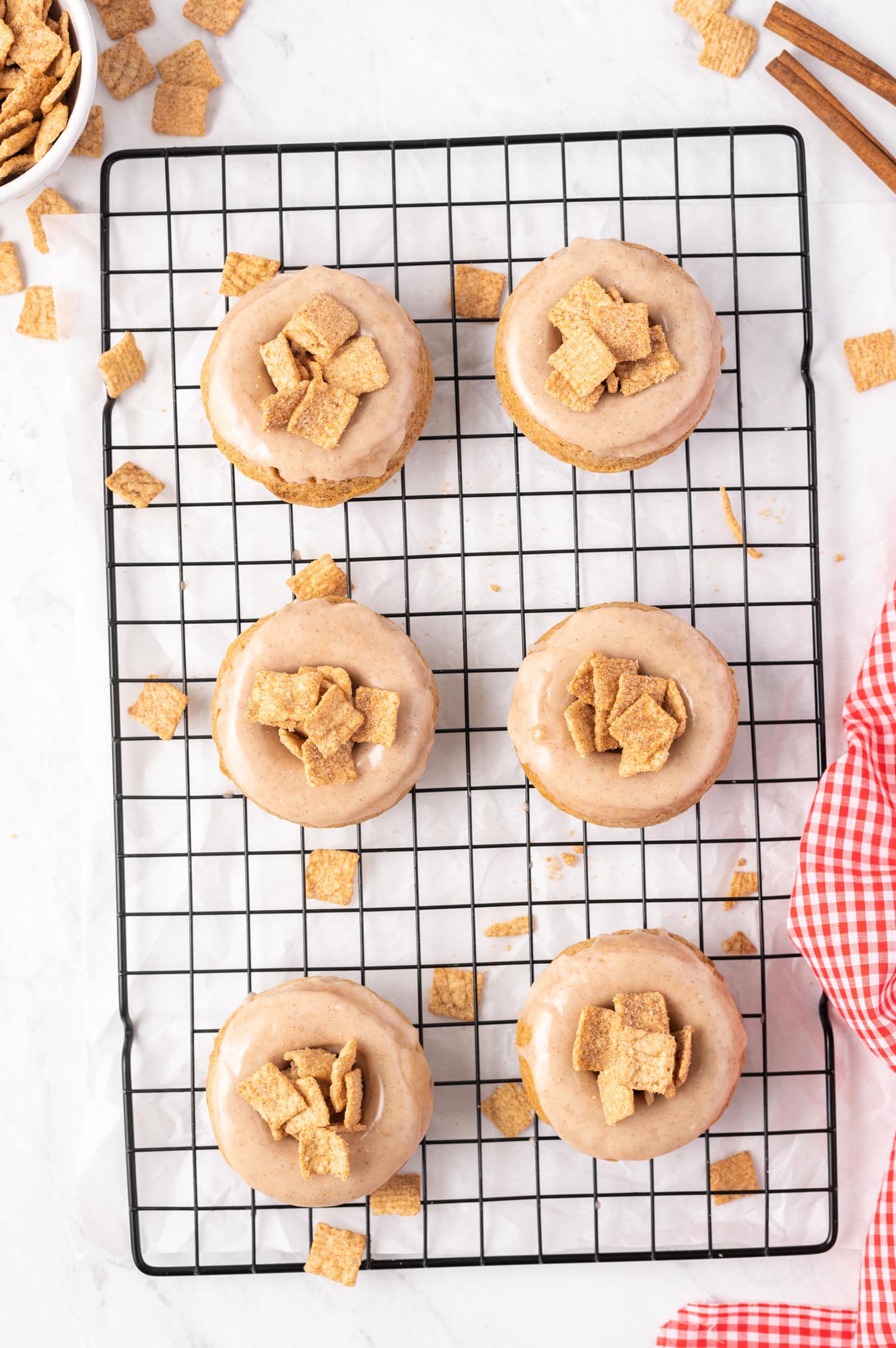 Delicious donuts topped with cinnamon cereal