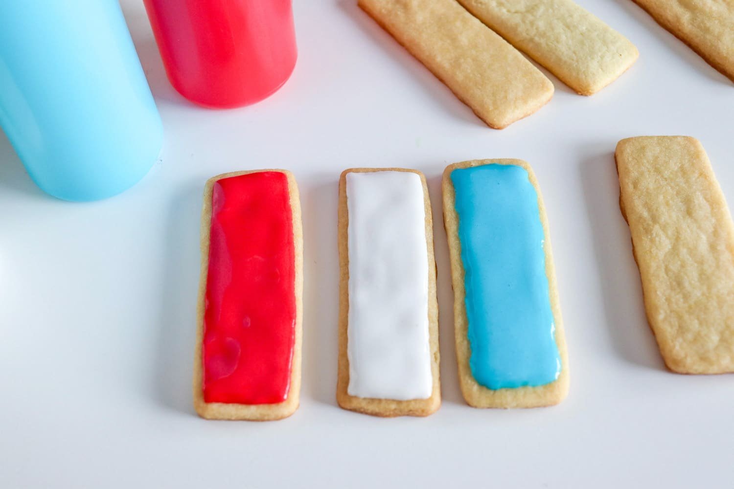 red white and blue icing on sugar cookies
