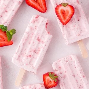 delicious frozen fruit popsicles