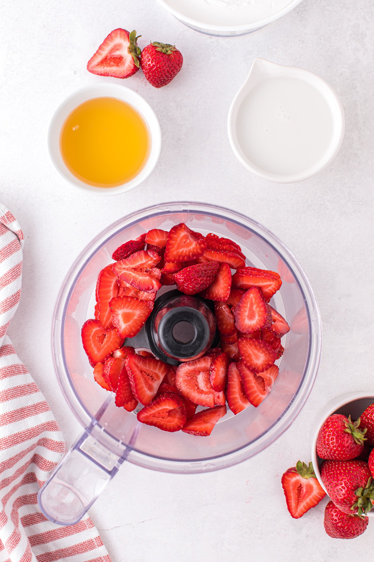 strawberries in blender