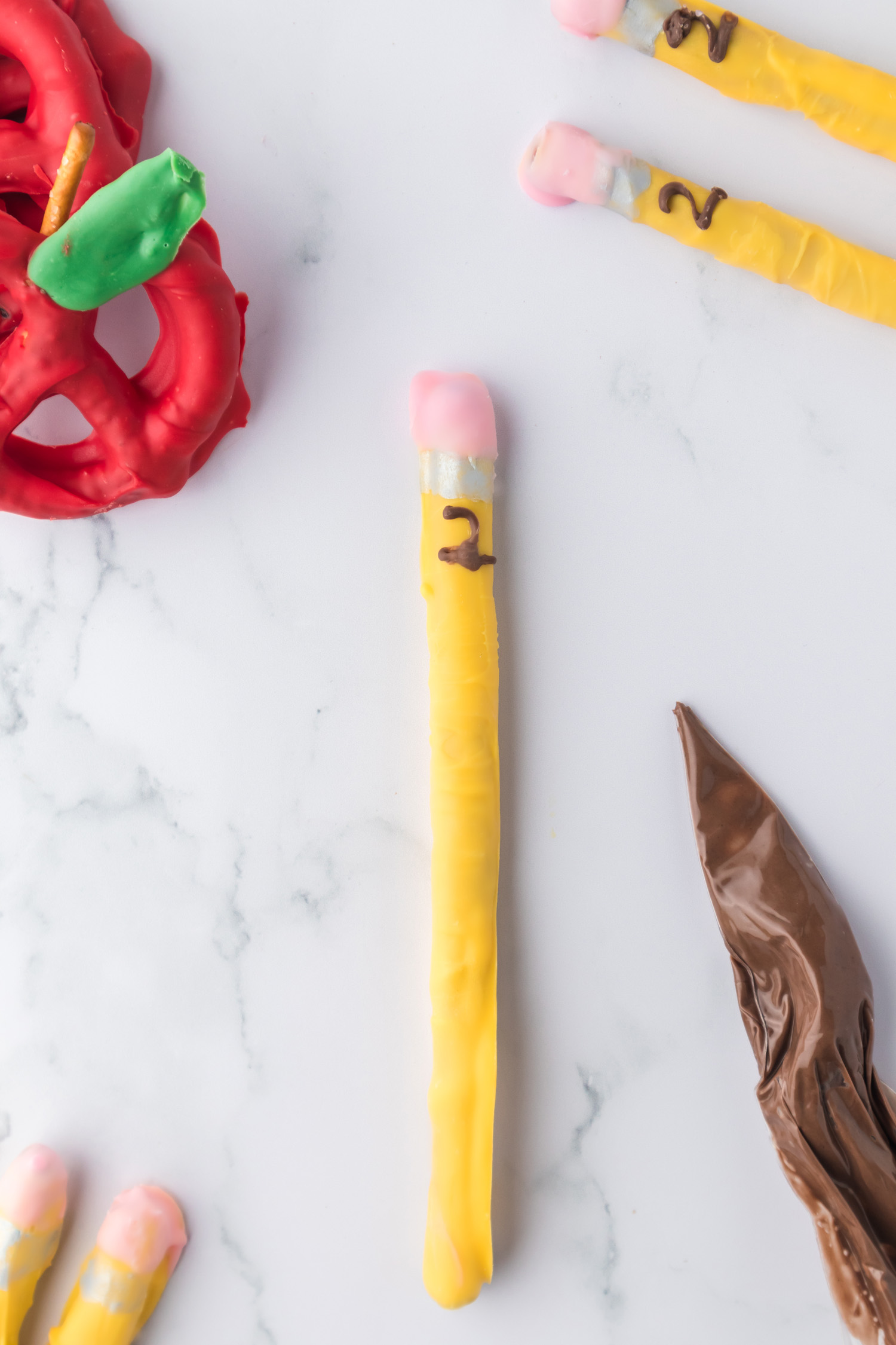 easy no bake dessert, chocolate covered pretzel pencils