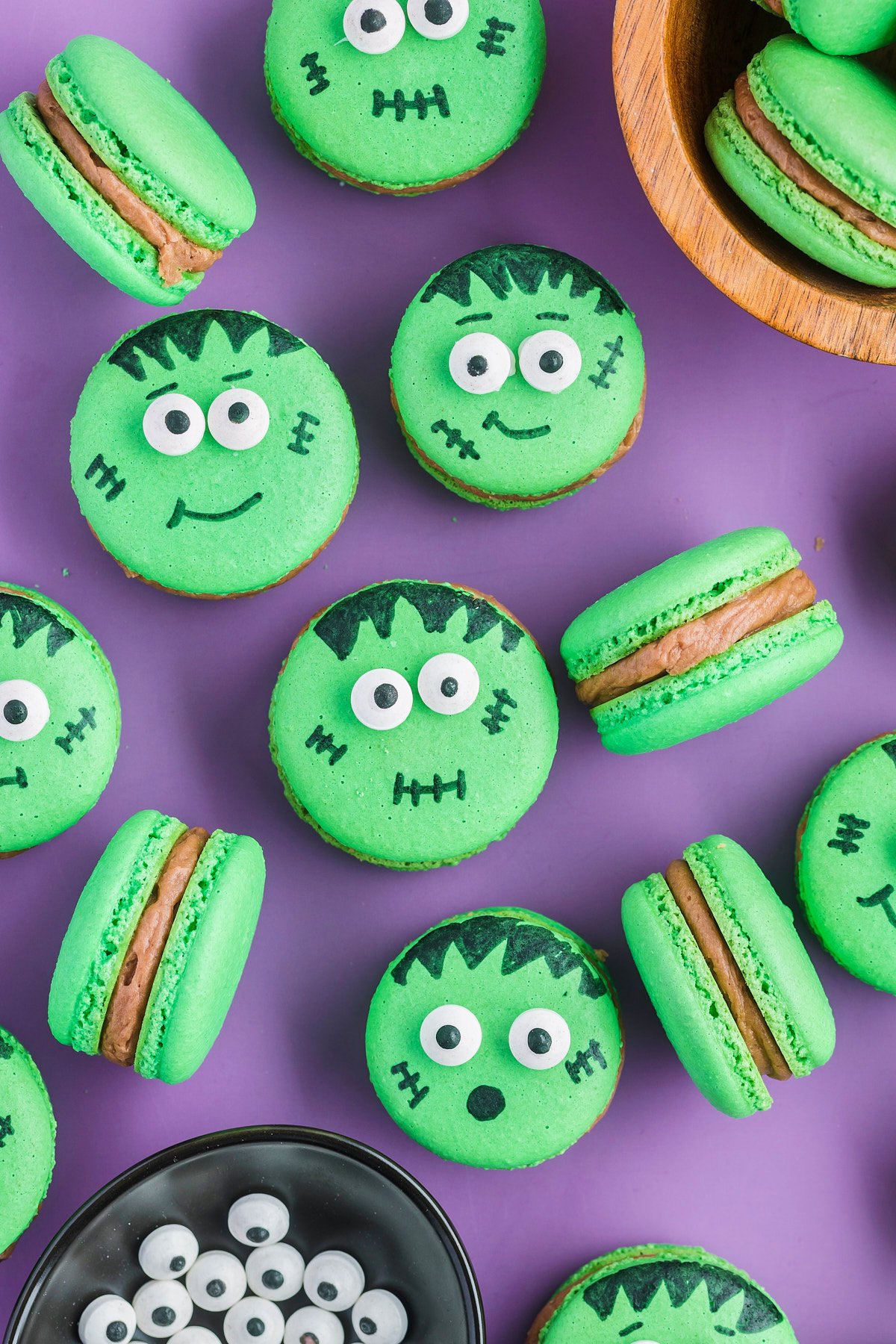 Frankenstein Halloween Macarons