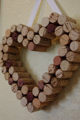 cute diy wine cork heart