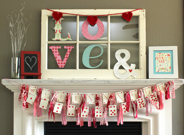 diy valentines day decorations on mantel