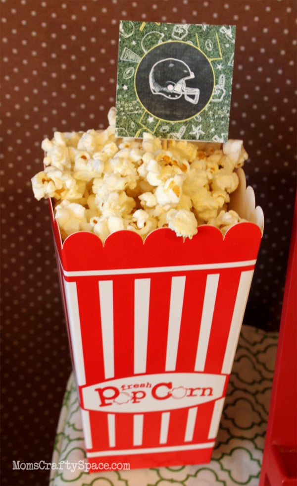 popcorn in cute pop up buckets